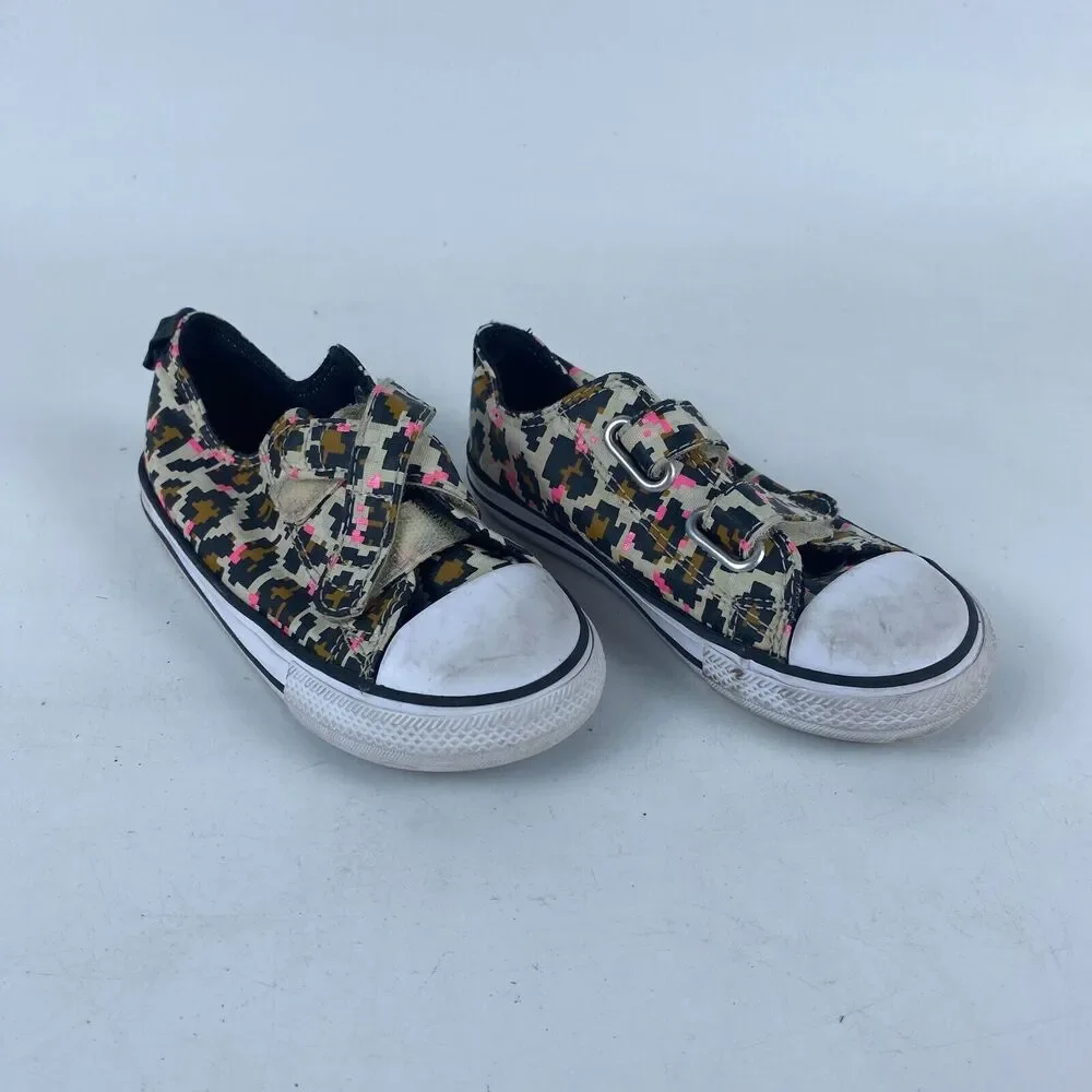 Converse All-Star CTAS 2V‎ OX Infant Baby Shoes Size 9 Multicolor Cheetah Pixel